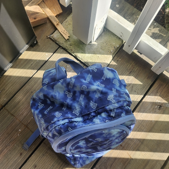 PINK Victoria's Secret Blue Backpack - Picture 4 of 9